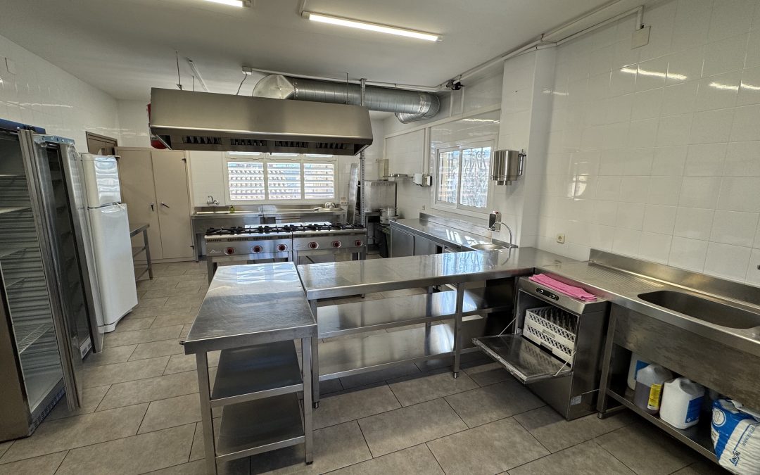 FORMACIÓ SUBVENCIONADA EN SERVEI DE SALA