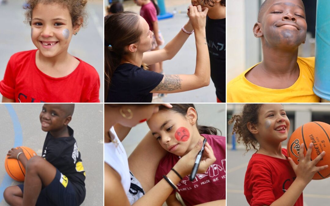 Nens, nenes i adolescents gaudint del Casal d’estiu de Granollers amb activitats i jocs