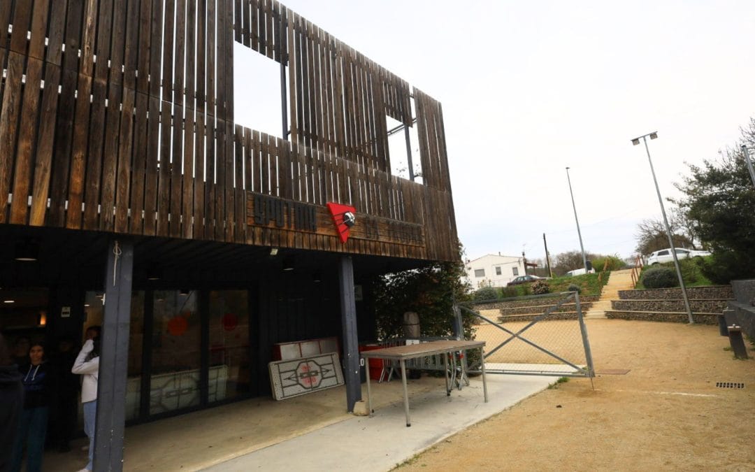 dinem junts a montornès espai sputnik centre juvenil reir